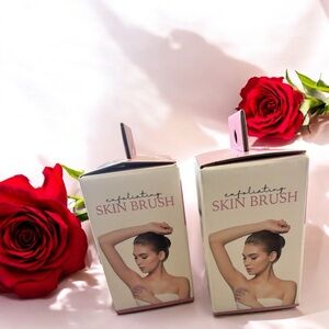 Exfoliating Skin Brush - Cream